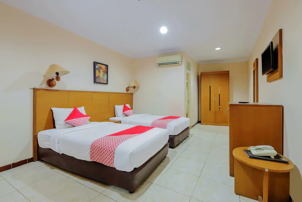 Hotel Kalisma Syariah by OYO Rooms