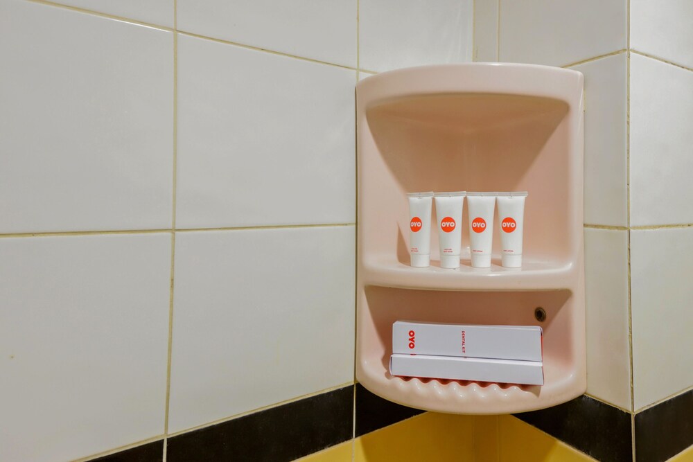 Hotel Kalisma Syariah by OYO Rooms