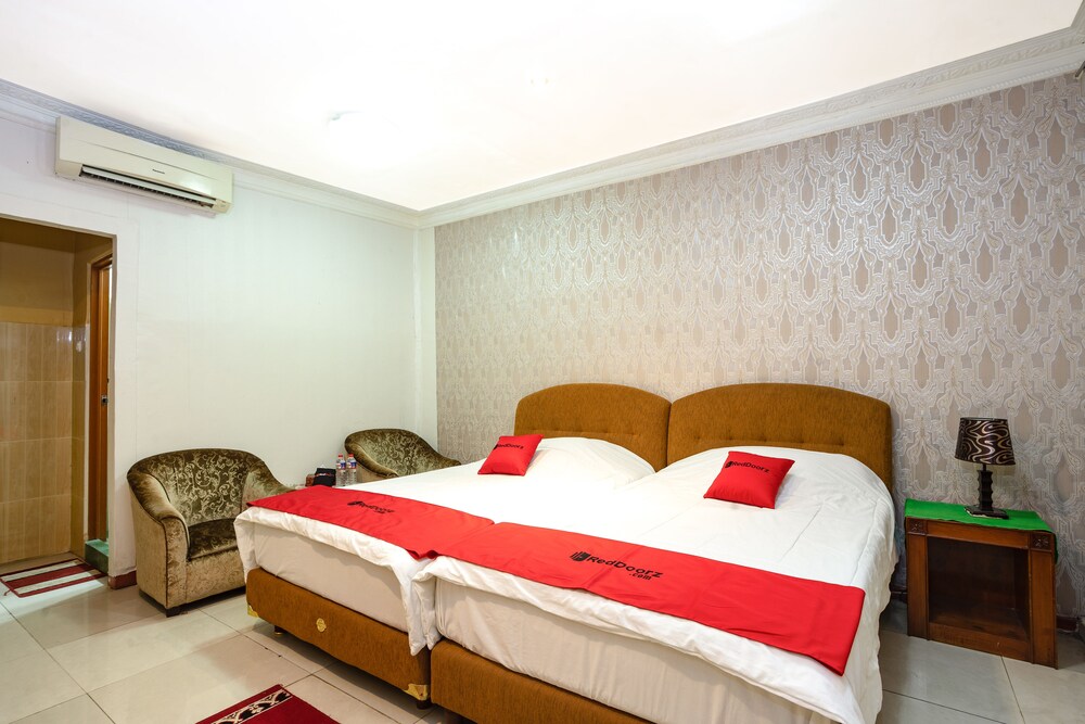 Hotel Karya by Reddoorz