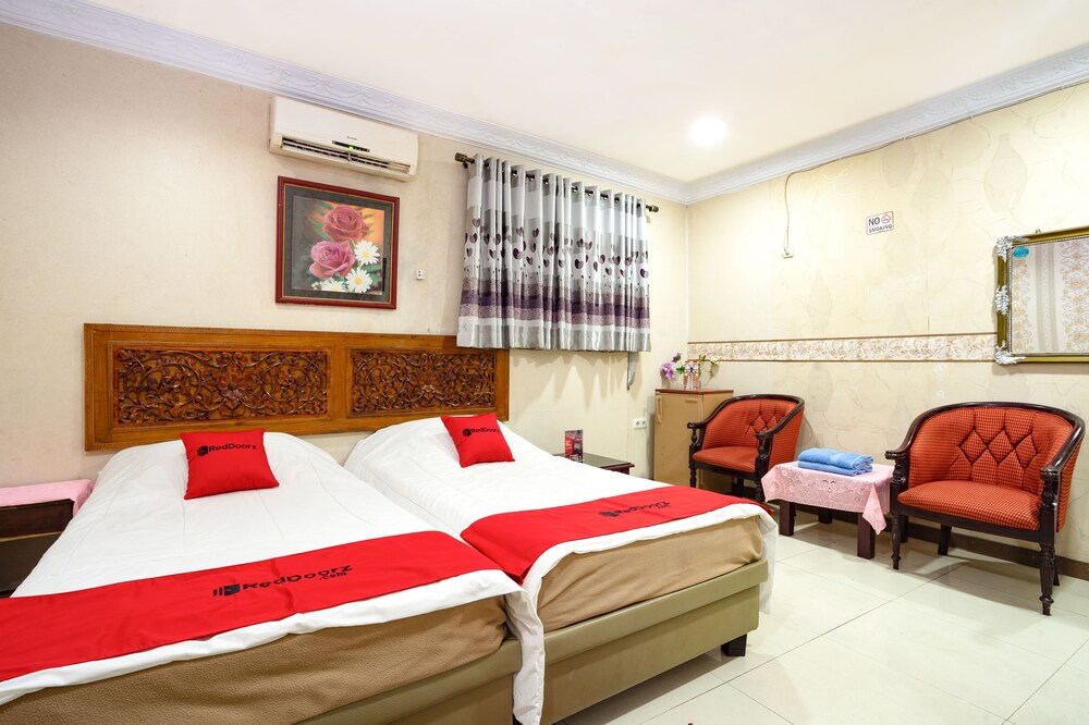 Hotel Karya by Reddoorz