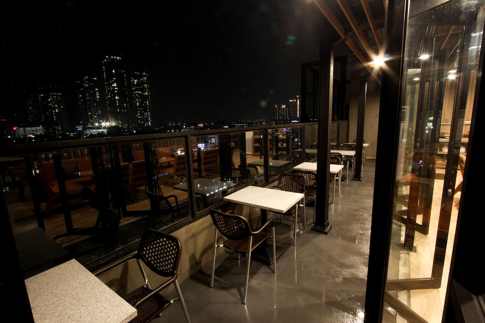 Hotel Kuretakeso Kemang