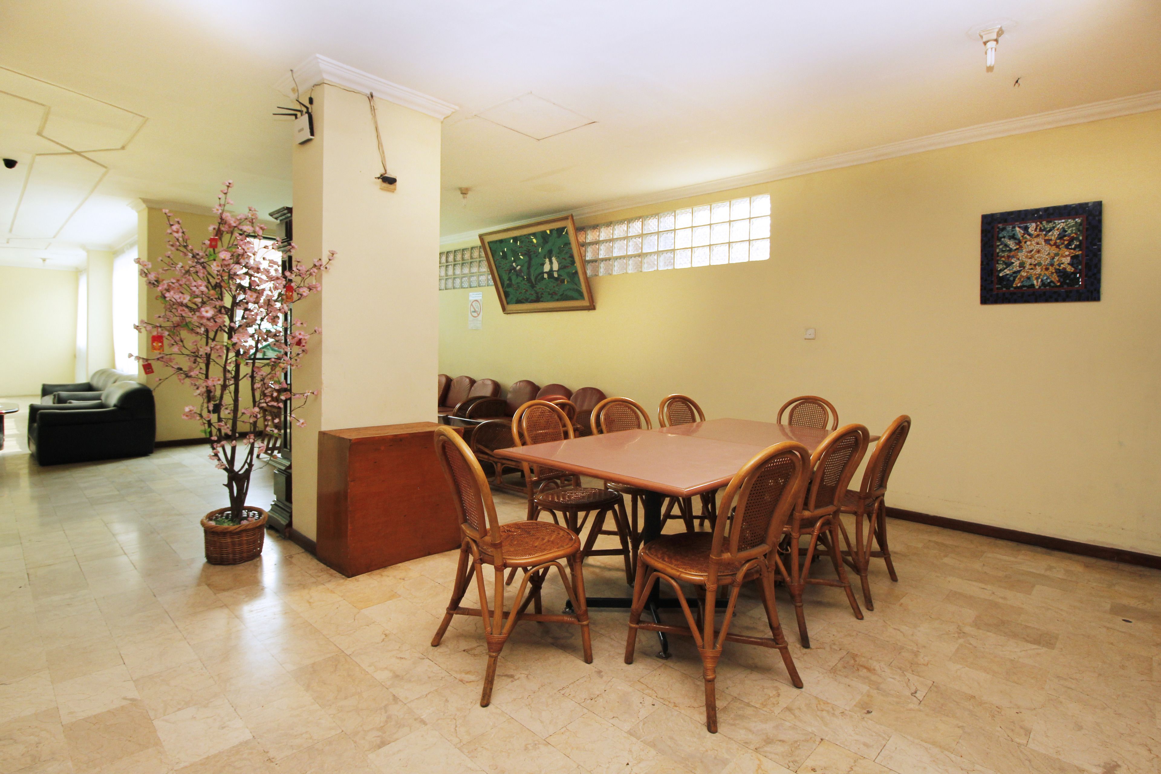 Hotel Lautze Indah by Airyrooms