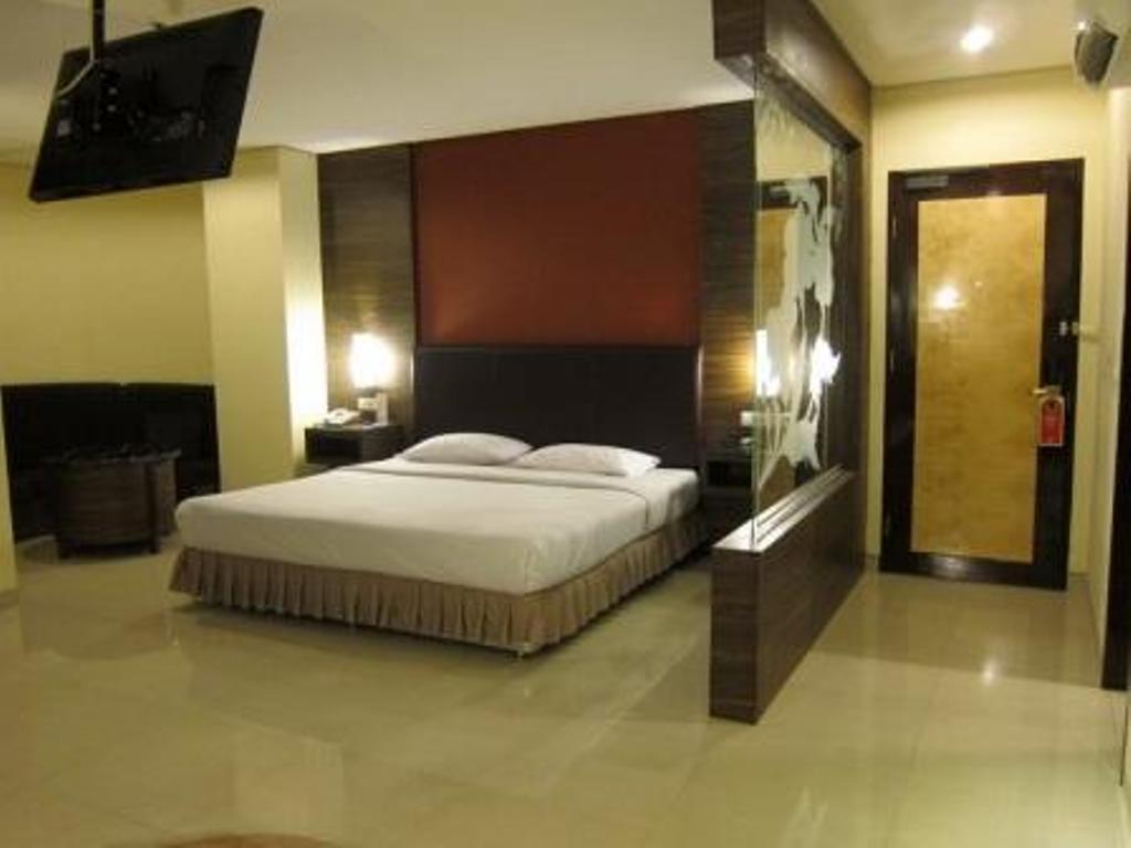 Hotel Melawai 2