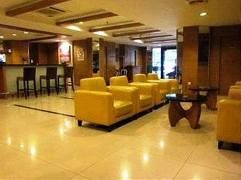 Hotel Melawai 2