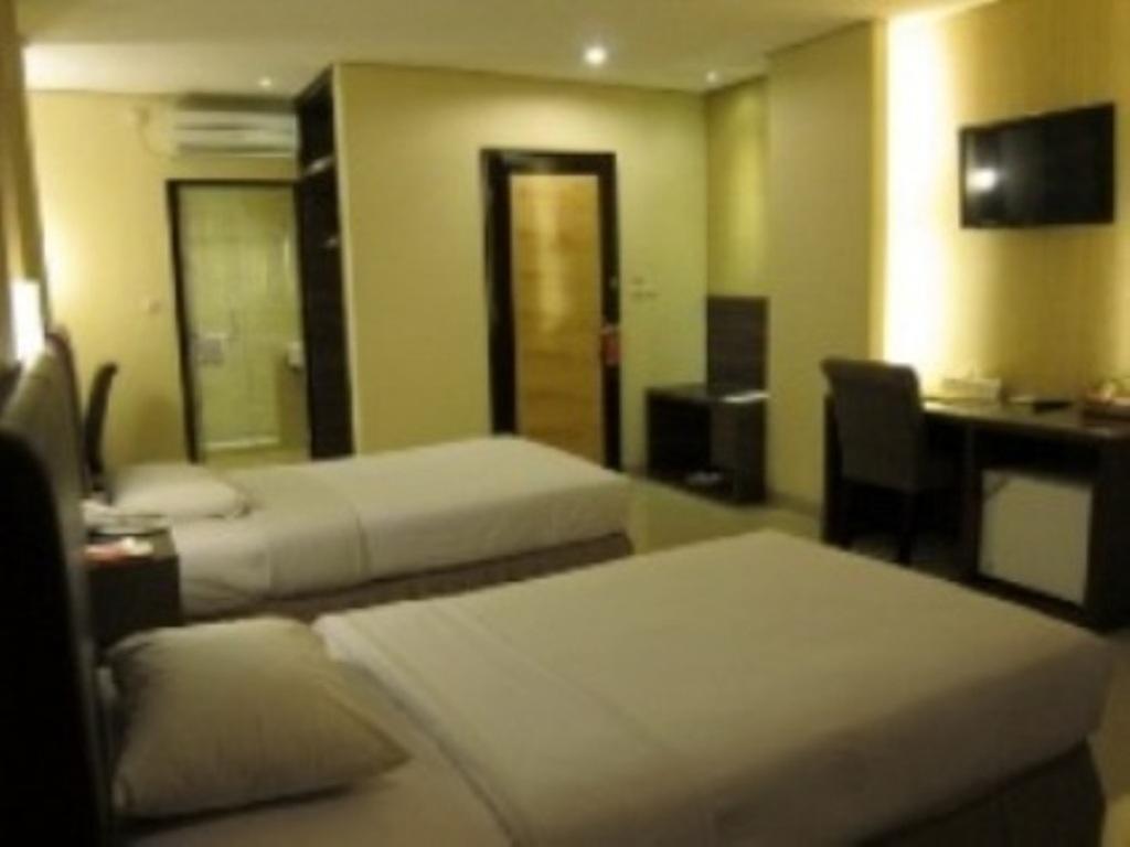 Hotel Melawai 2