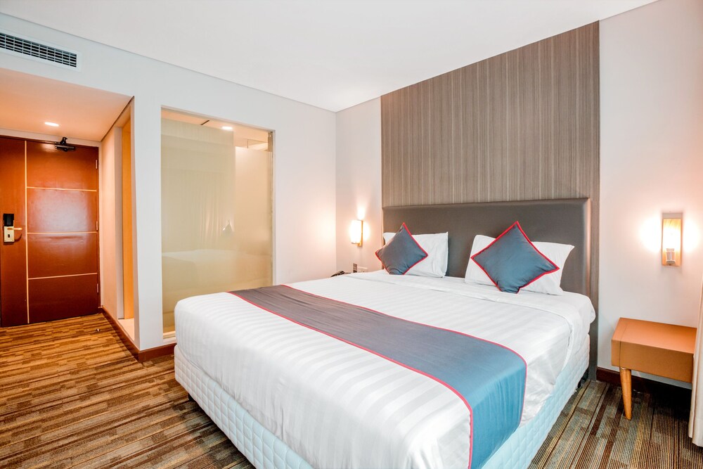 Hotel Melawai by OYO Rooms