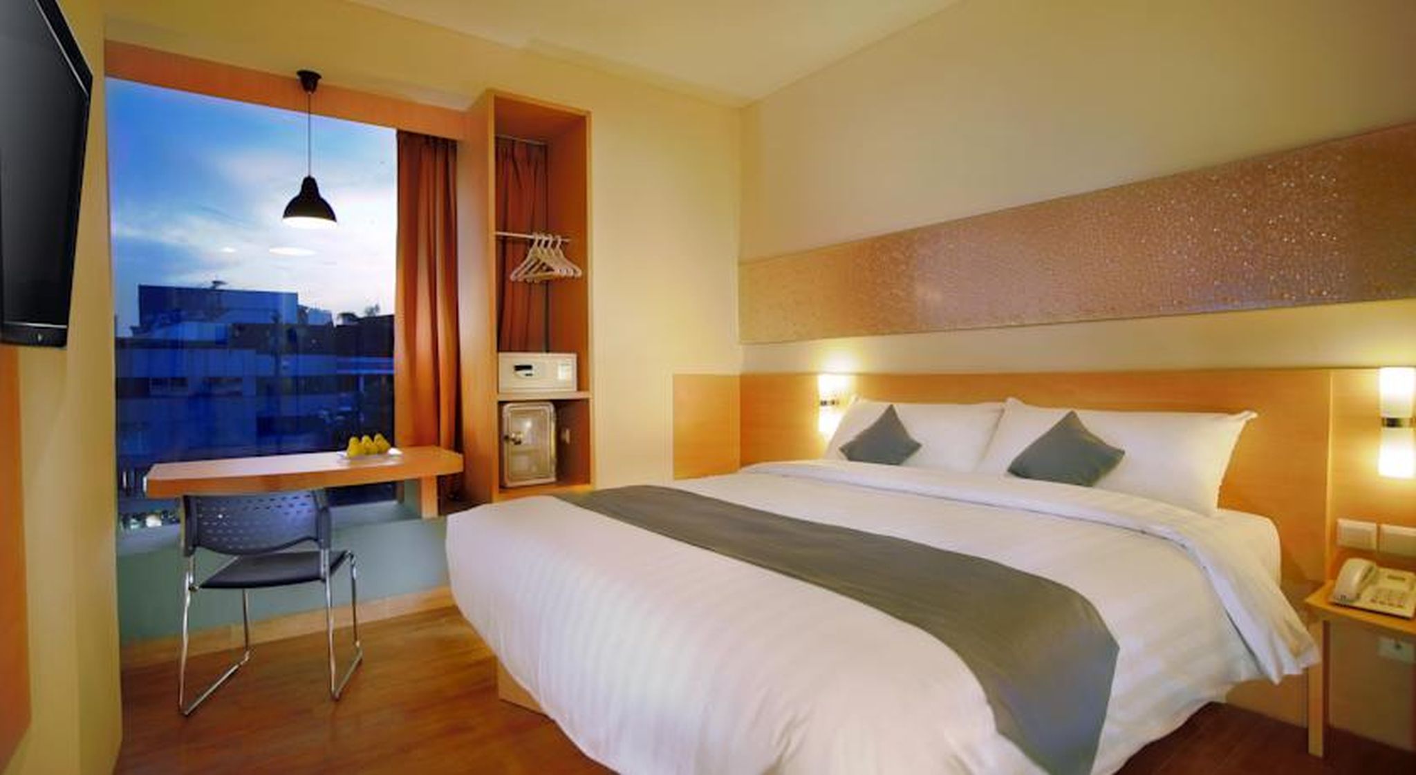 MAXONE Premier Melawai