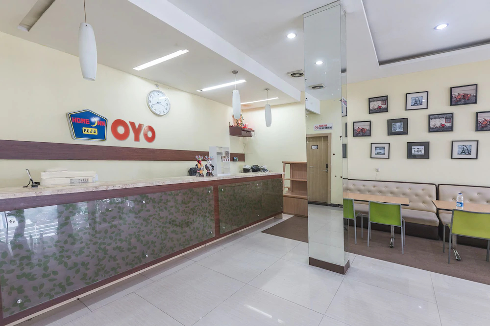 Hotel Rujia By OYO Rooms