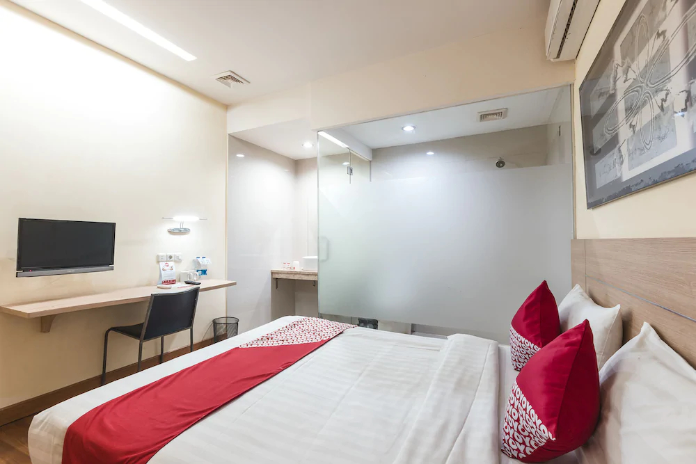 Hotel Rujia By OYO Rooms