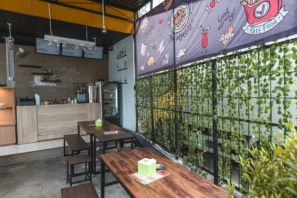 Hotel Rujia By OYO Rooms