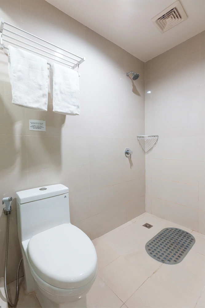 Hotel Rujia By OYO Rooms