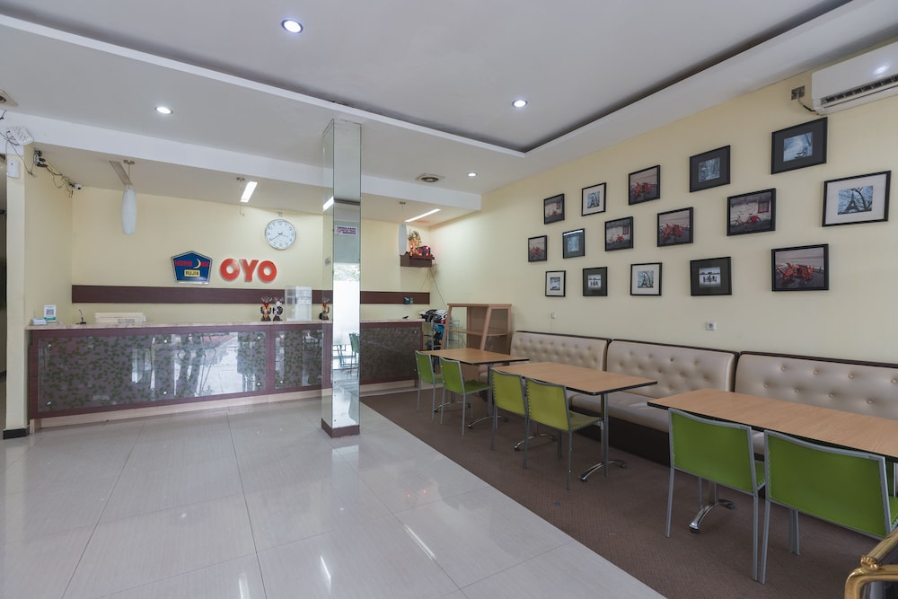 Hotel Rujia By OYO Rooms