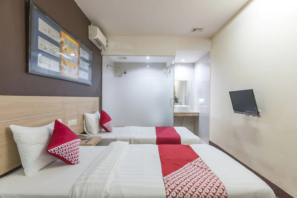 Hotel Rujia By OYO Rooms