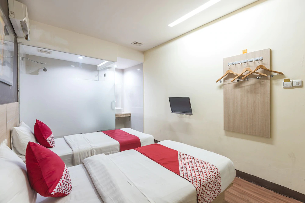 Hotel Rujia By OYO Rooms