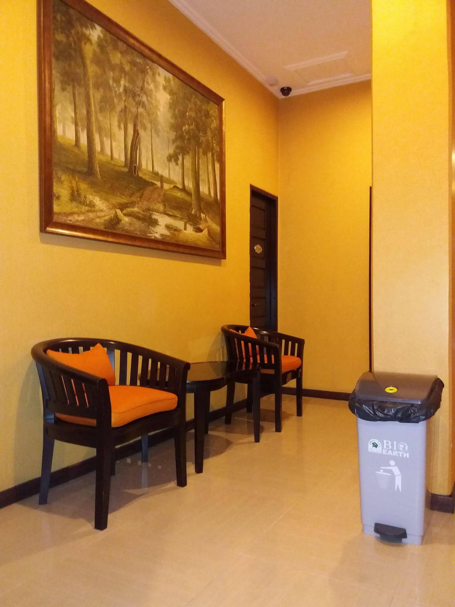 Hotel Rumah Shinta