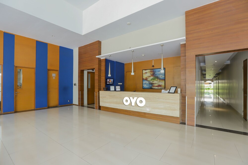 Hotel Senen Indah by OYO Rooms