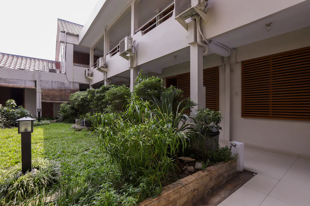 Hotel Senen Indah by OYO Rooms