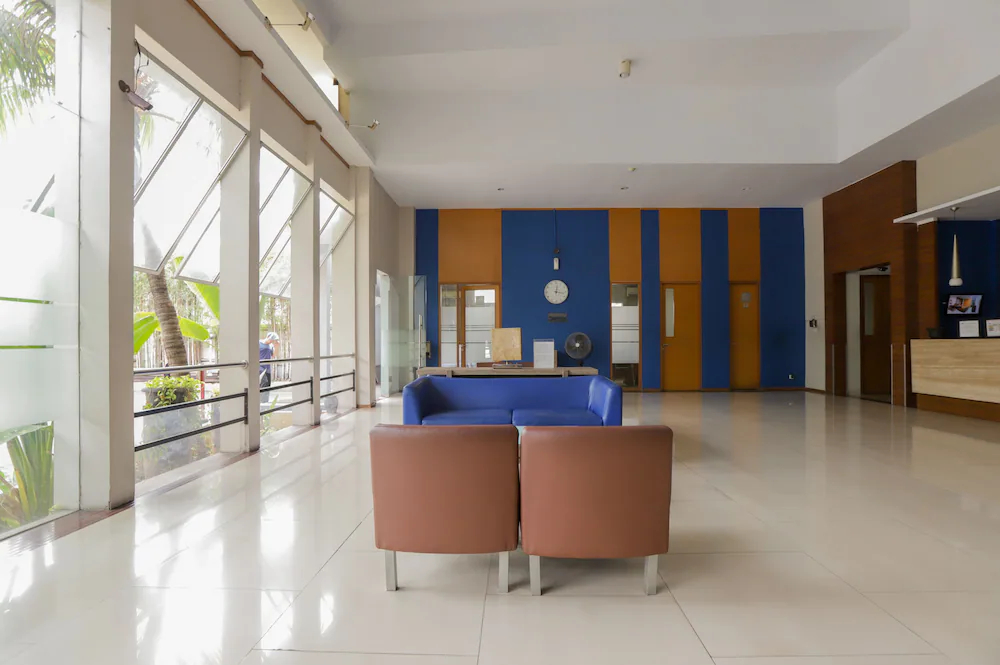 Hotel Senen Indah by OYO Rooms