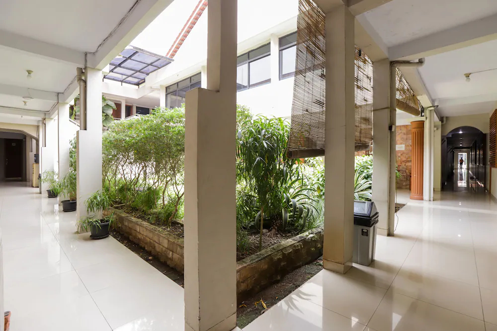 Hotel Senen Indah by OYO Rooms