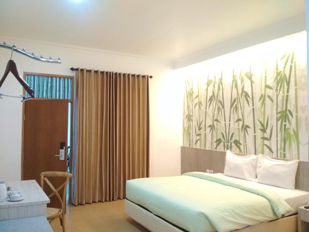 Huswah Transit Hotel