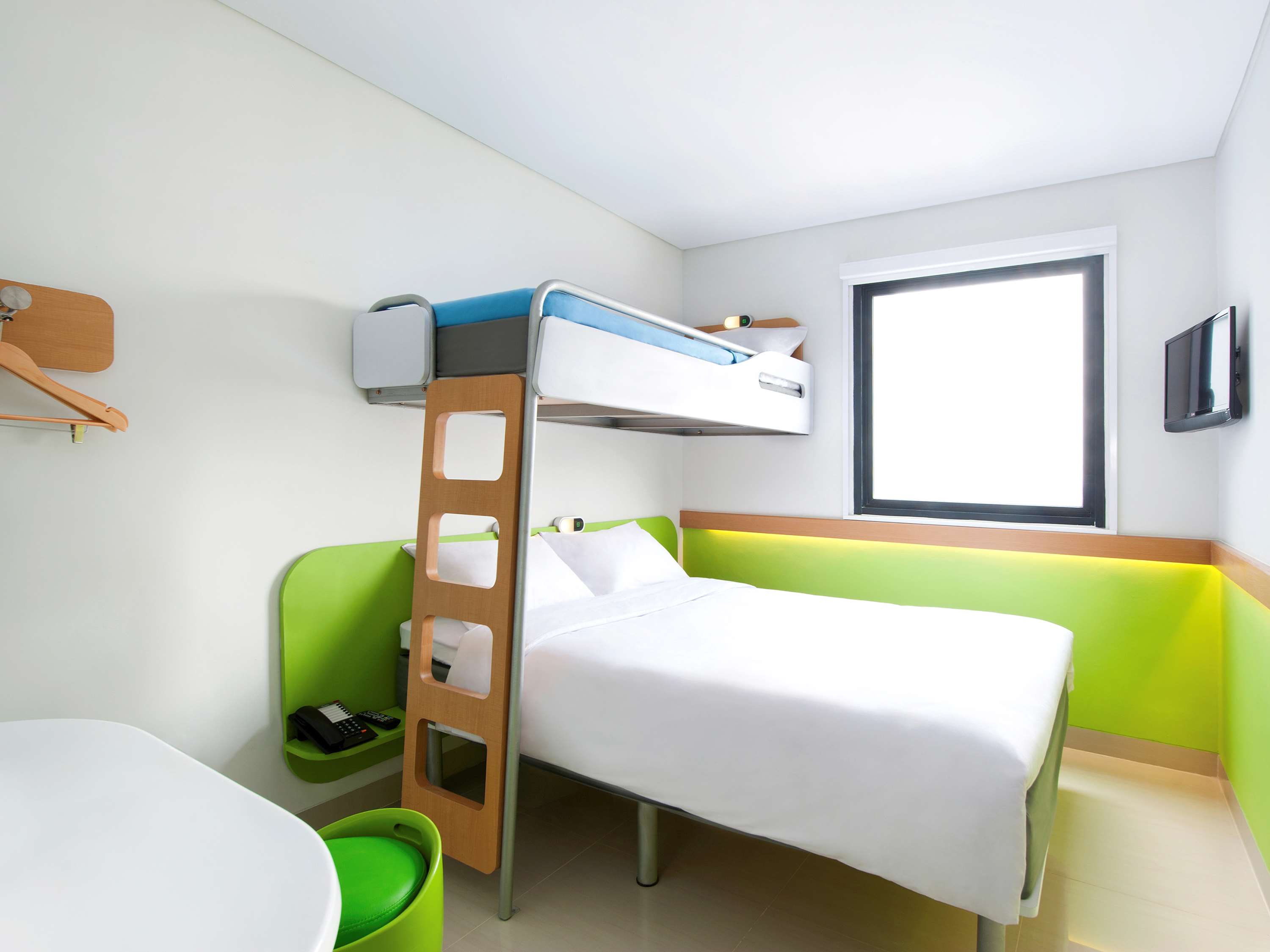 ibis budget Jakarta Daan Mogot