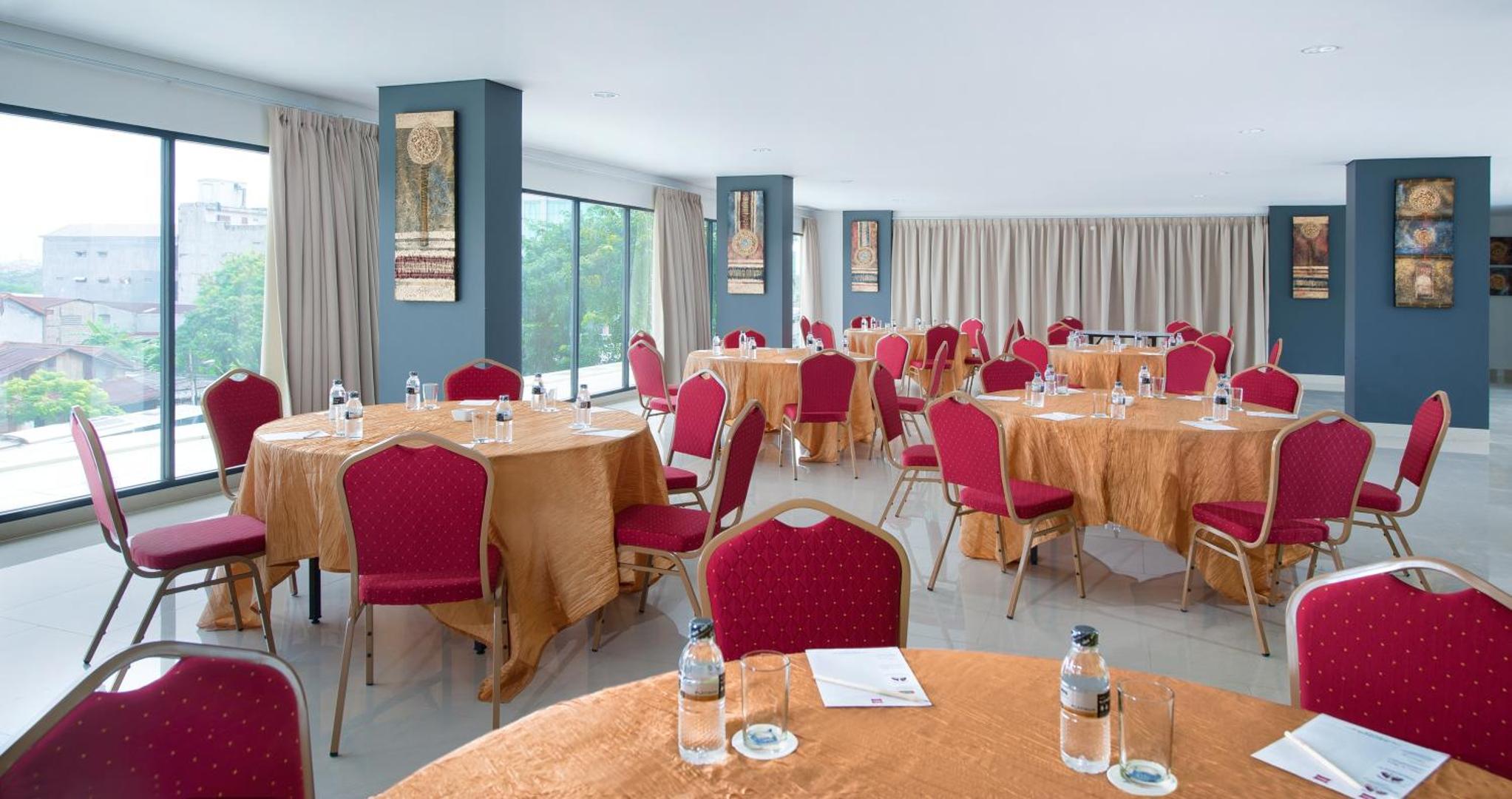 ibis budget Jakarta Daan Mogot