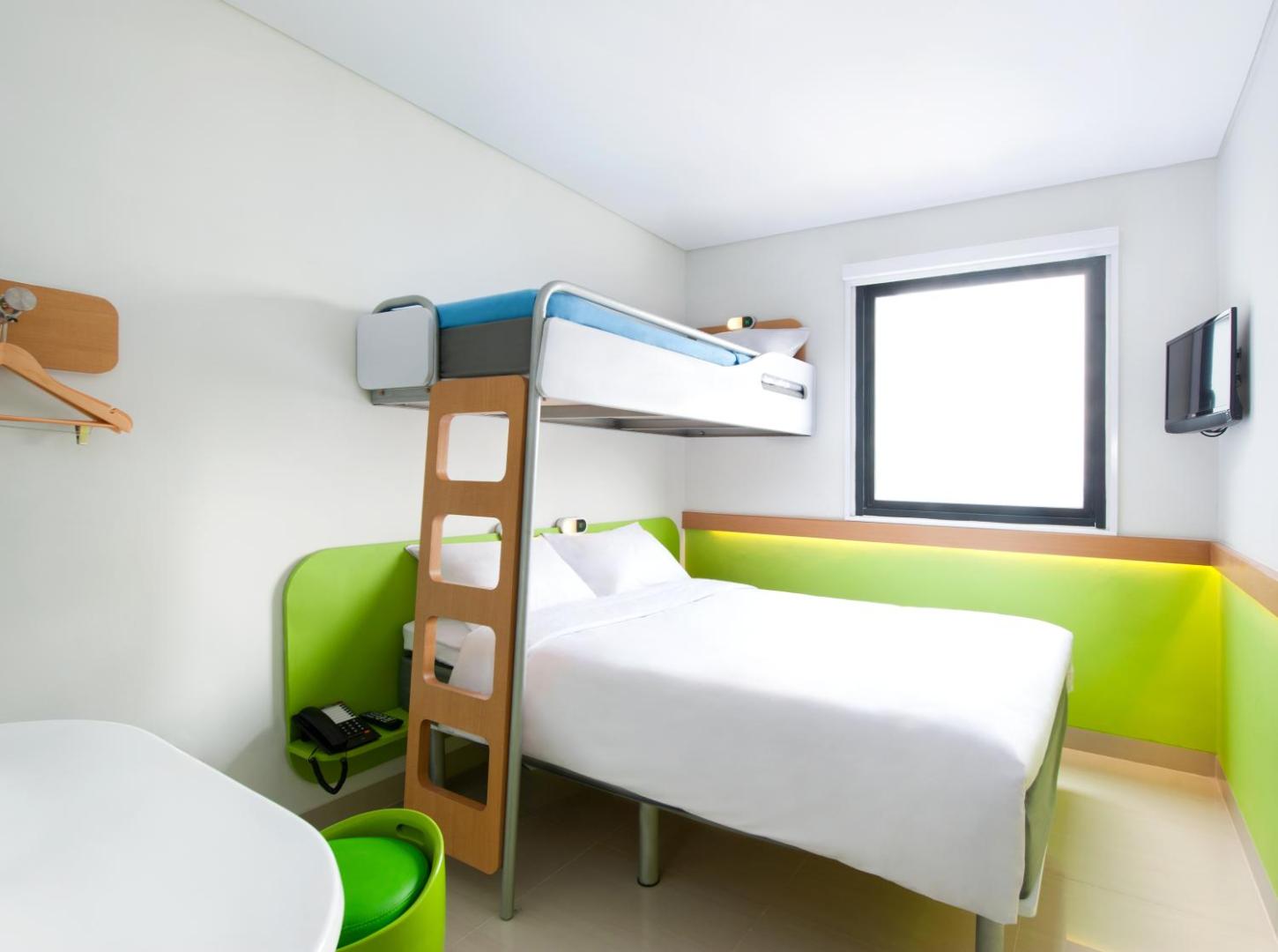 ibis budget Jakarta Daan Mogot