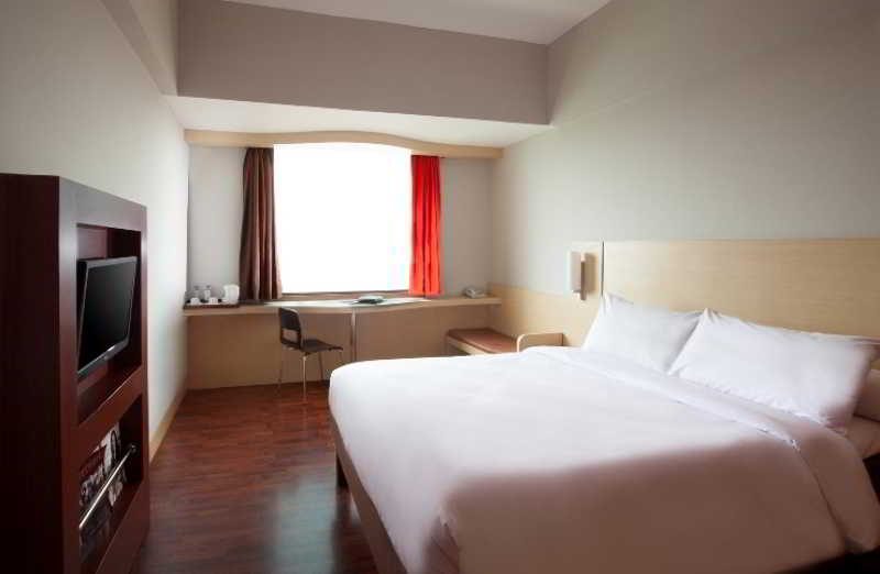 Horison Arcadia Mangga Dua Hotel