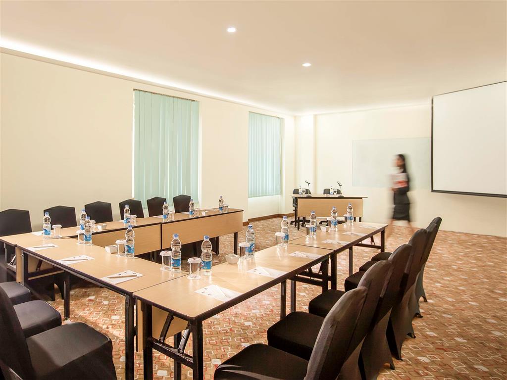 Horison Arcadia Mangga Dua Hotel