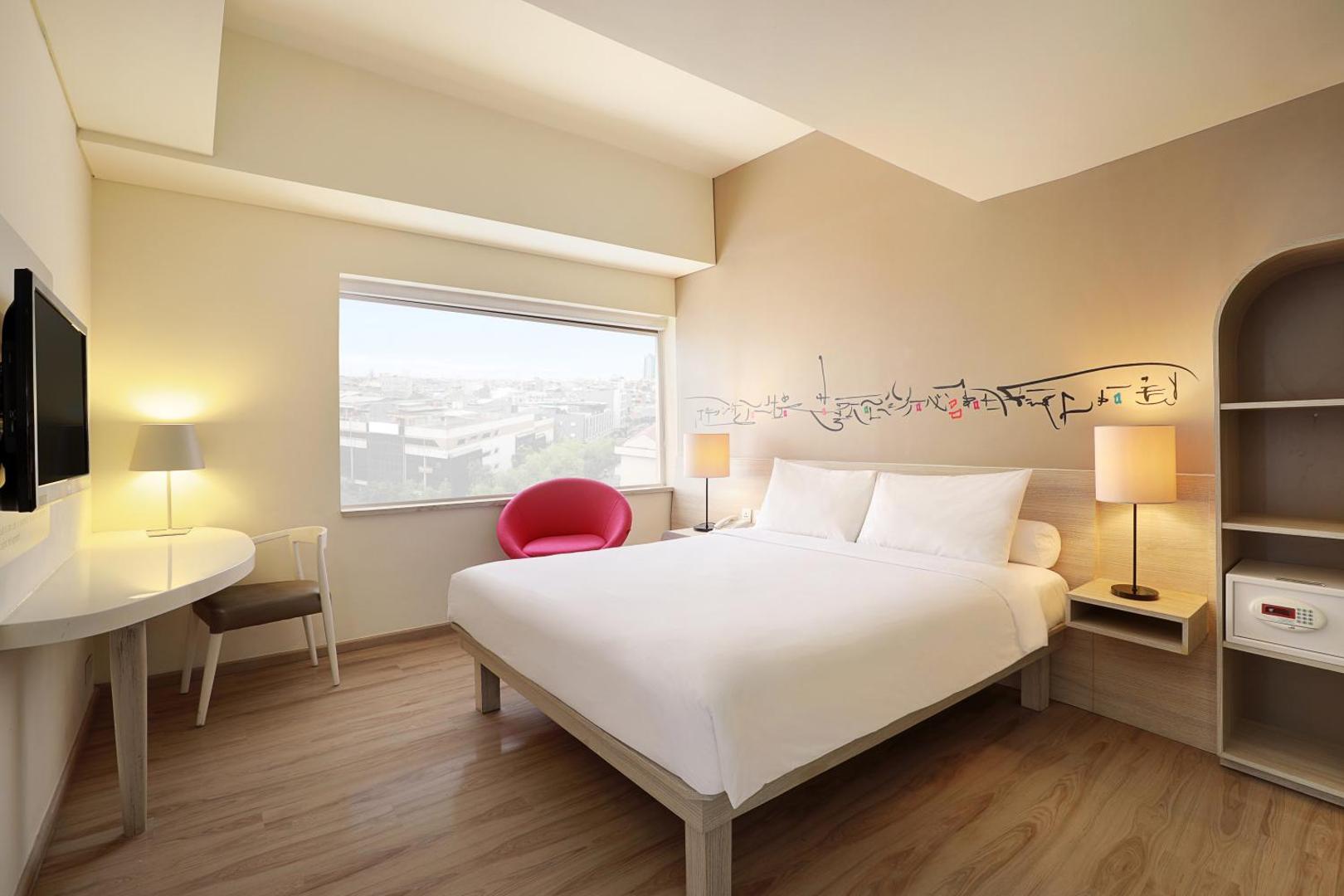 All Seasons Jakarta Gajah Mada