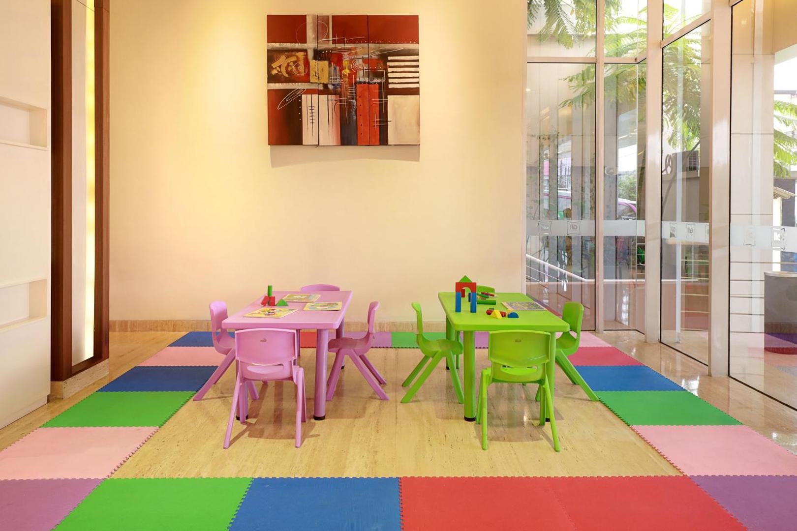 All Seasons Jakarta Gajah Mada