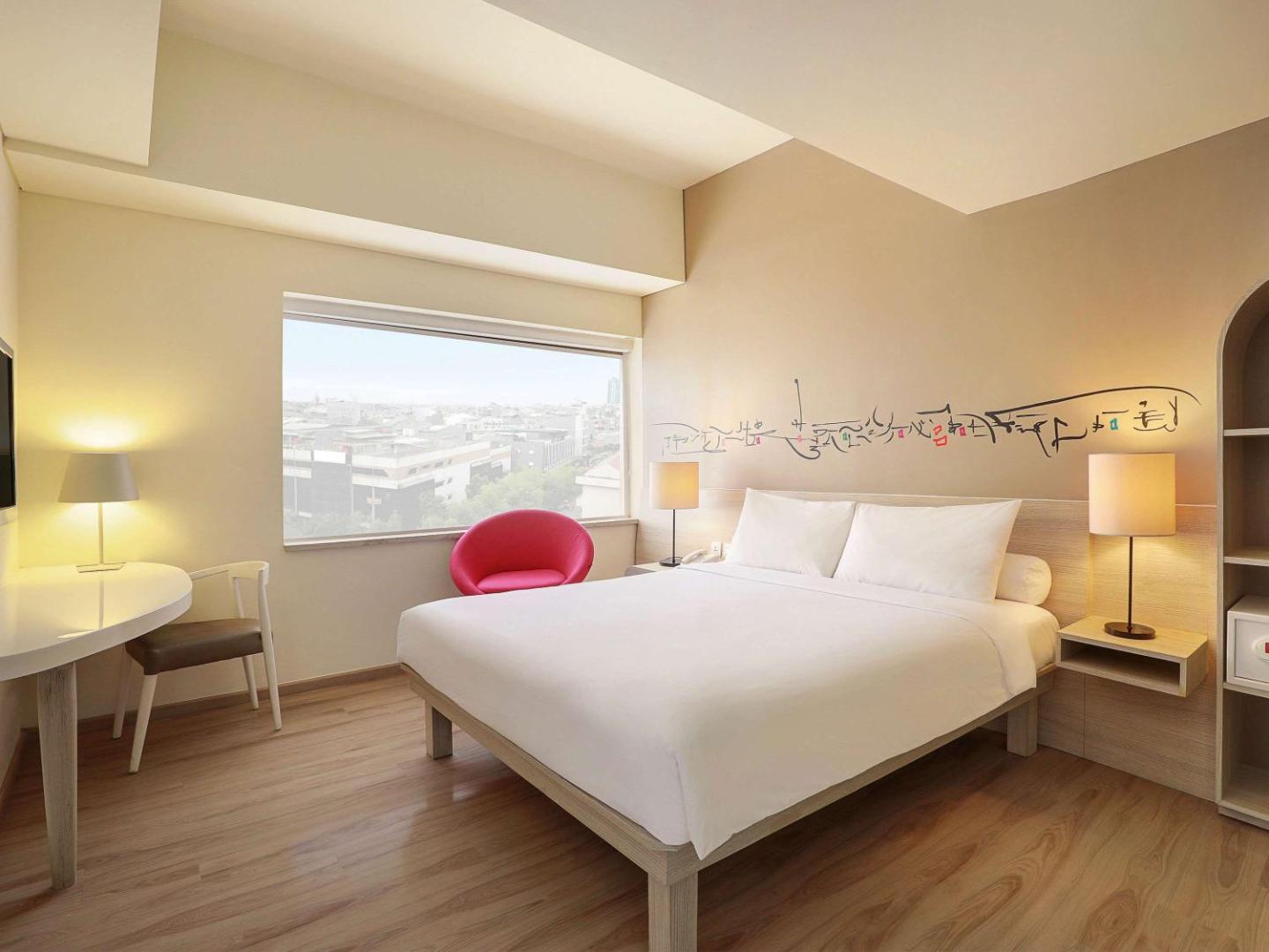 All Seasons Jakarta Gajah Mada