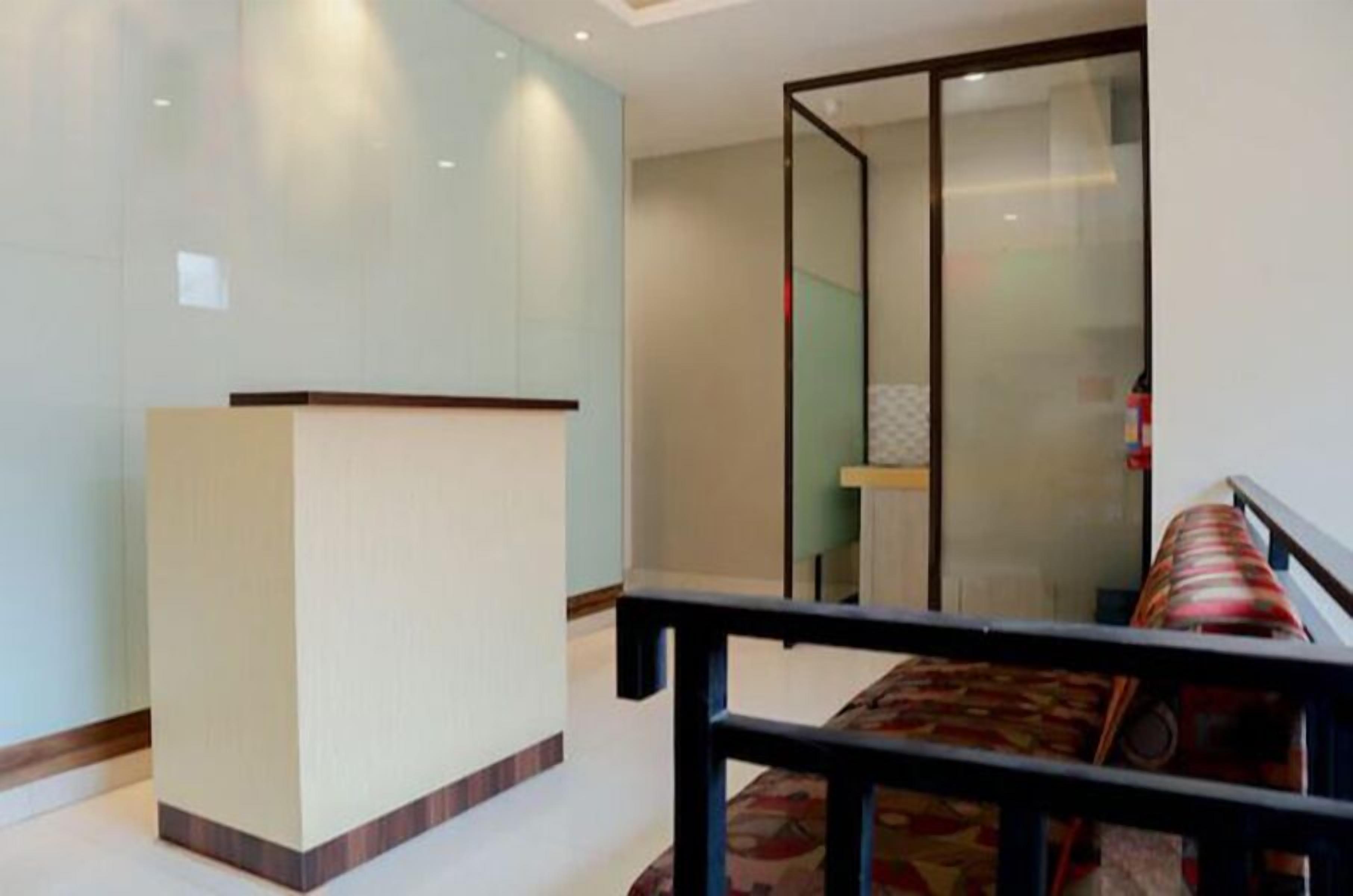 Ichiza Hotel