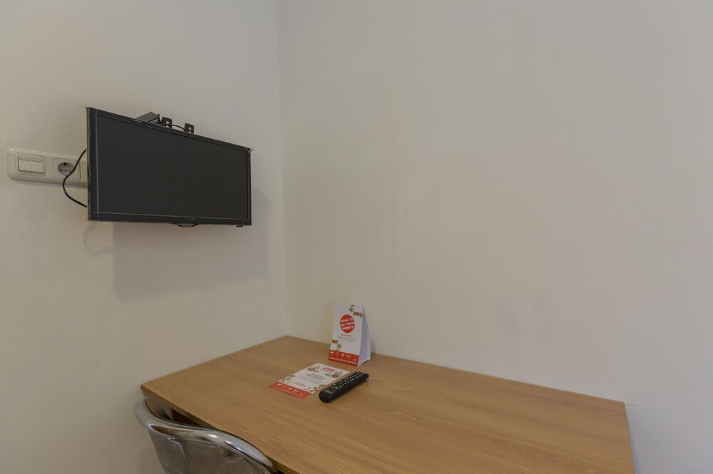 Idola Residence by OYO Rooms