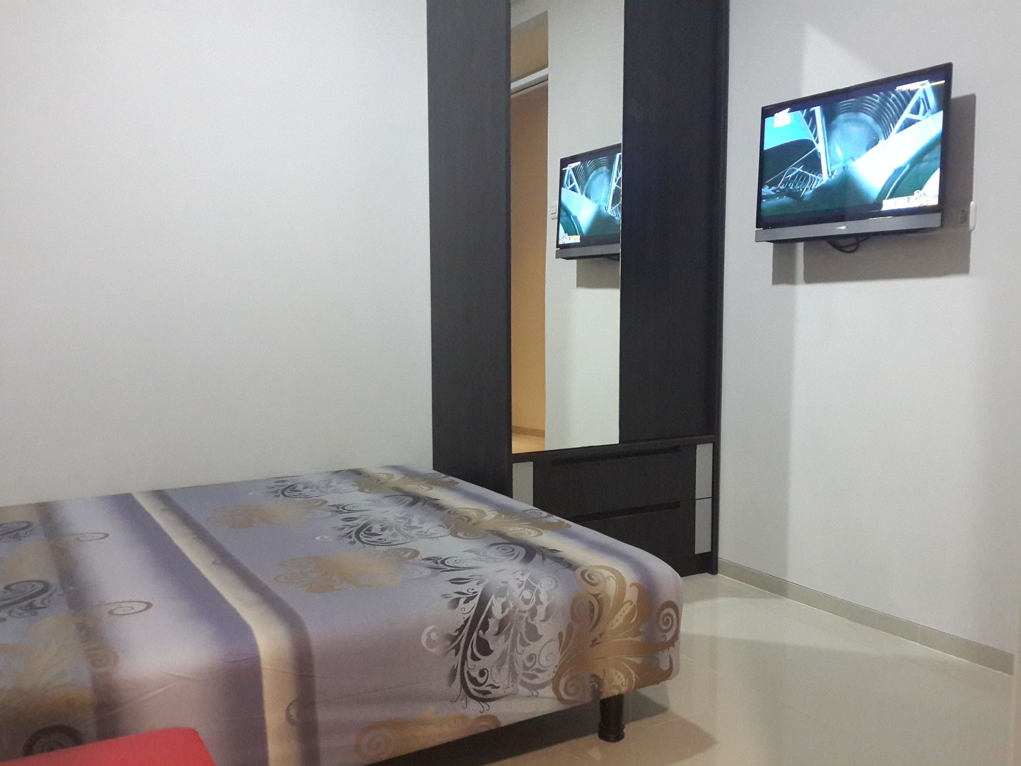 iHome Residence