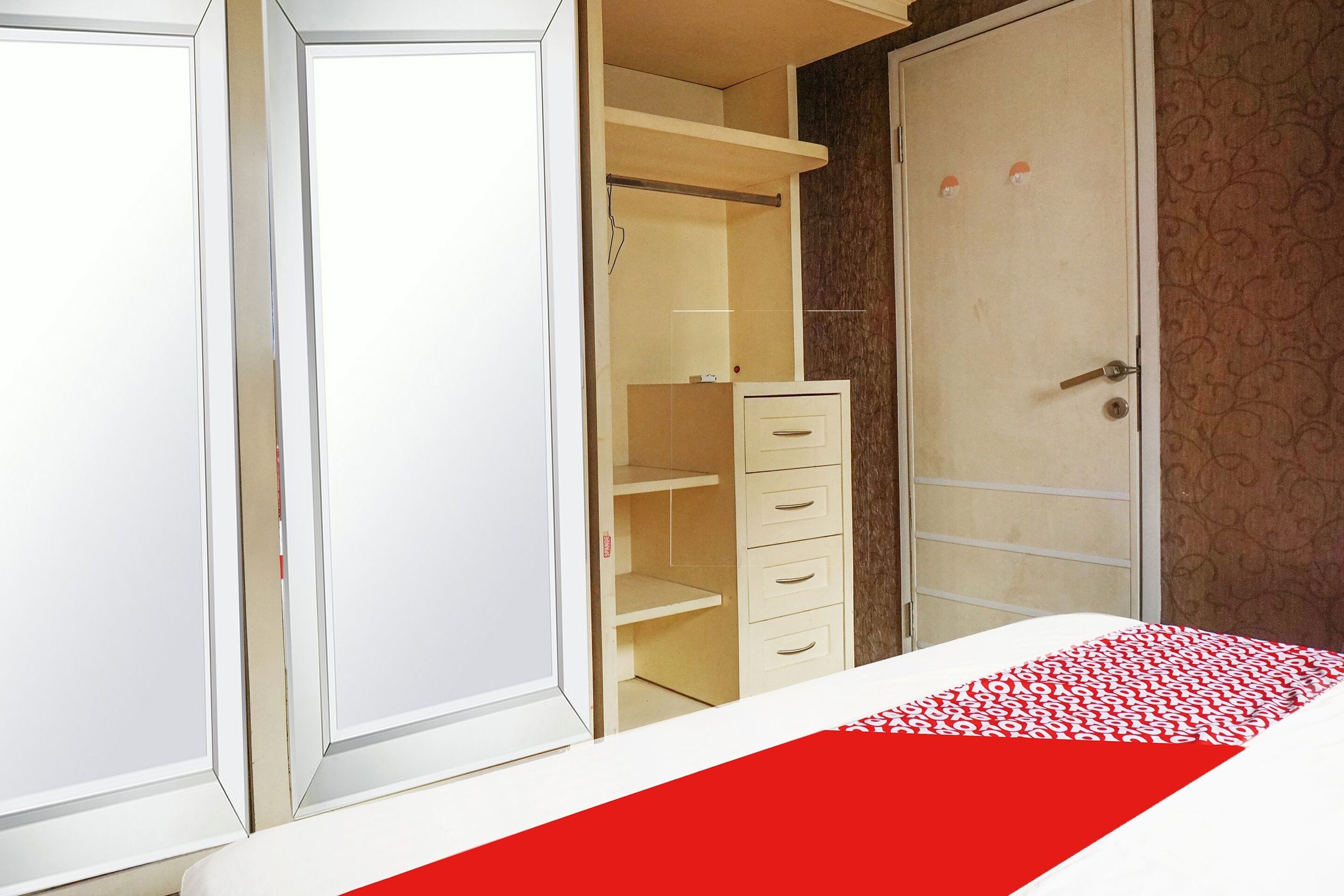 Independent99 by OYO