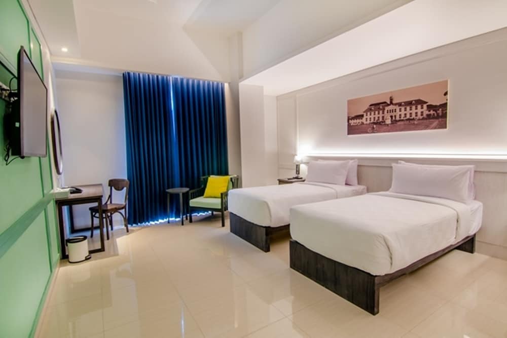 Jambuluwuk Thamrin Hotel