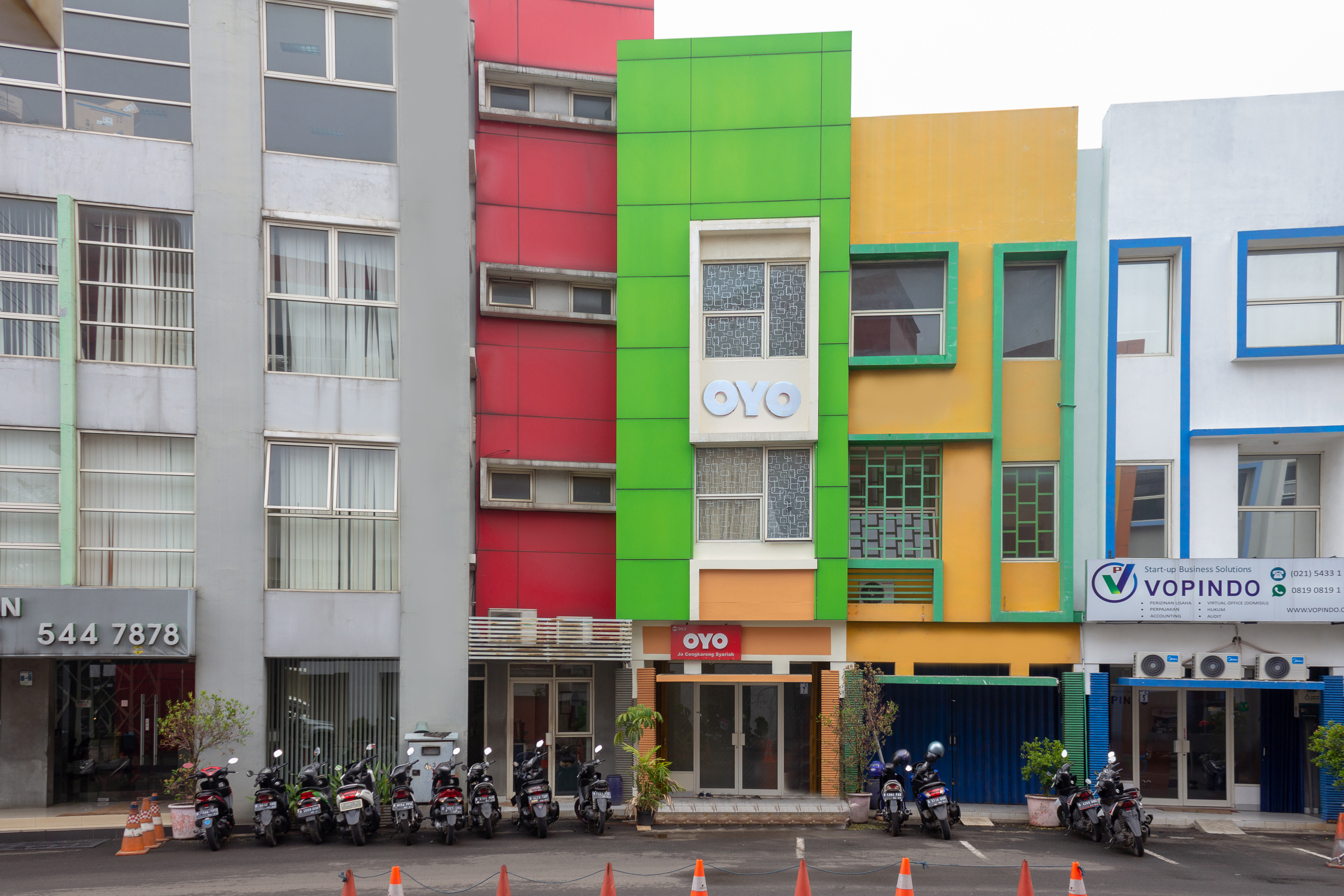 Jo Cengkareng Sharia by OYO