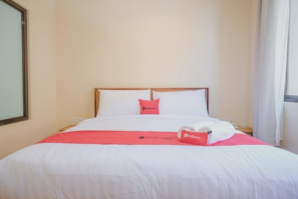 Joe Hotel by RedDoorz