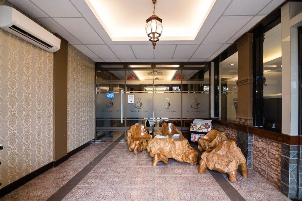 Joe Hotel by RedDoorz