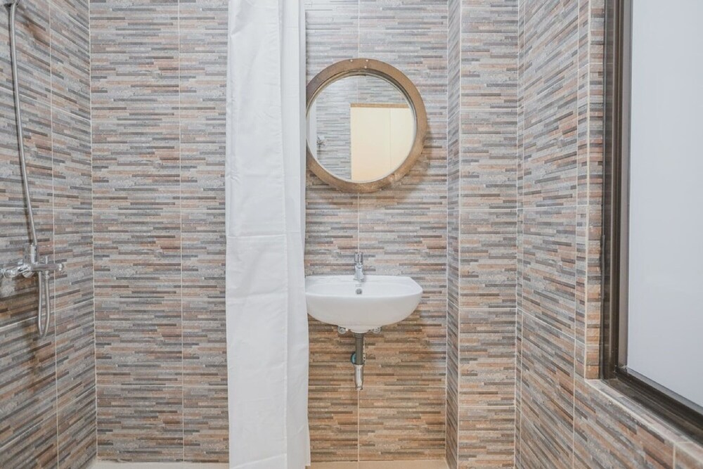 Joe Hotel by RedDoorz