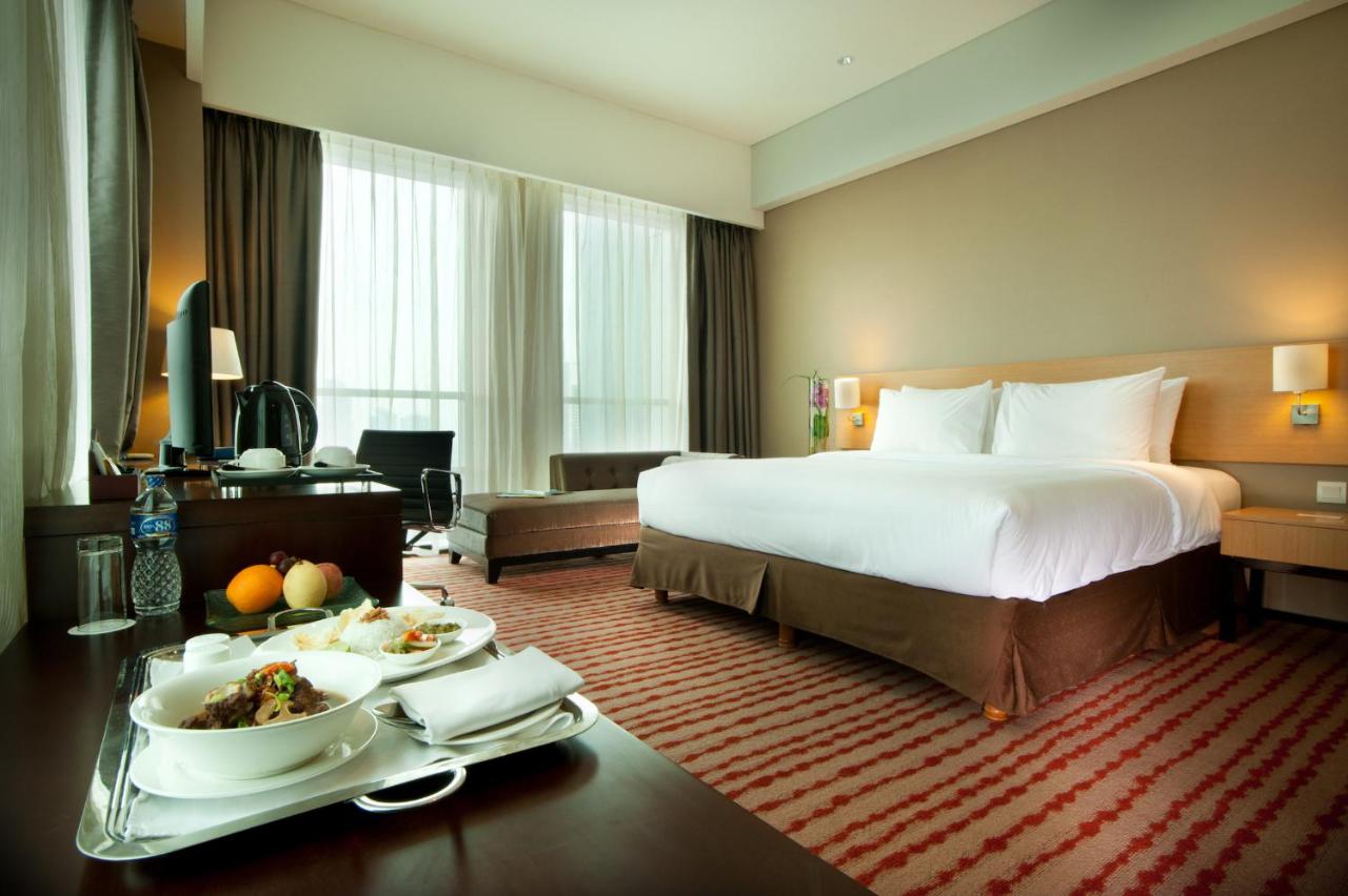 JS Luwansa Hotel & Convention Center