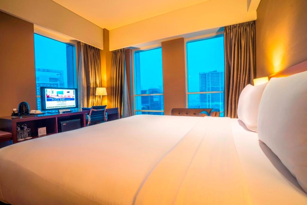 JS Luwansa Hotel & Convention Center