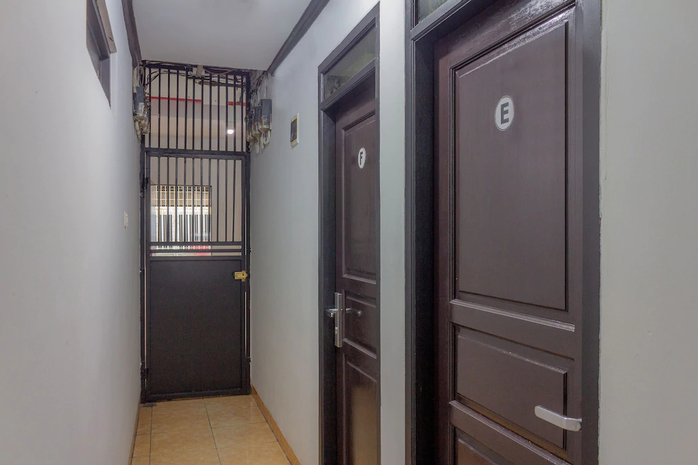 K68 Residence By OYO Rooms