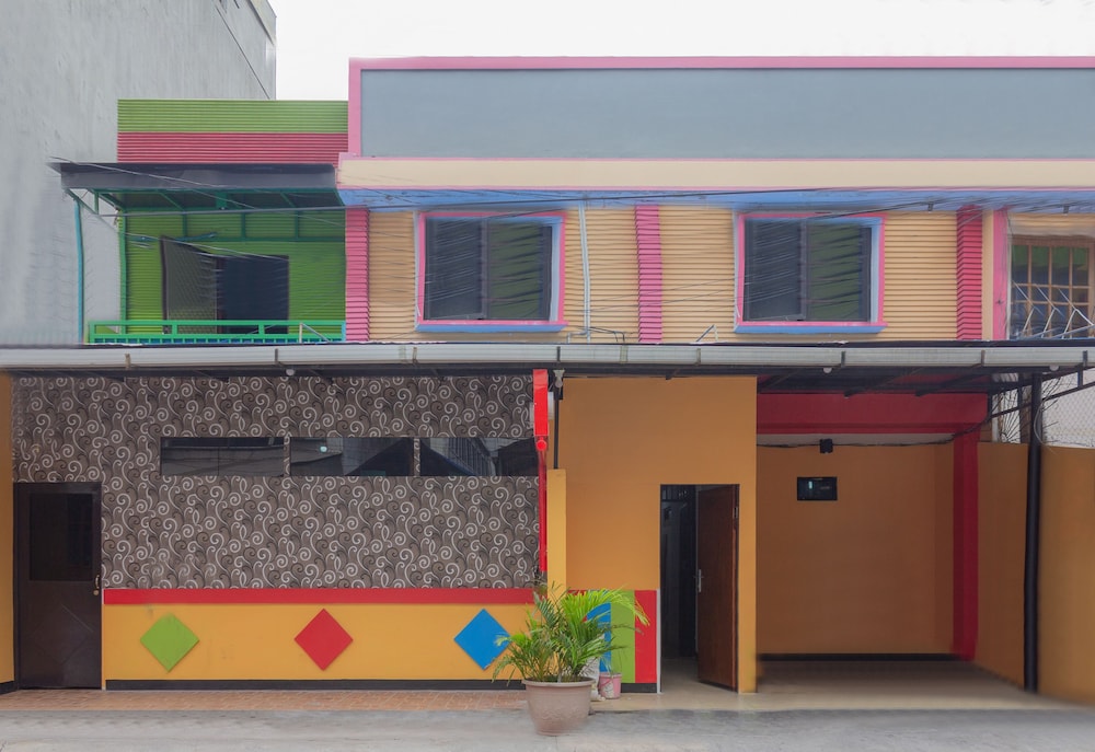 K68 Residence By OYO Rooms