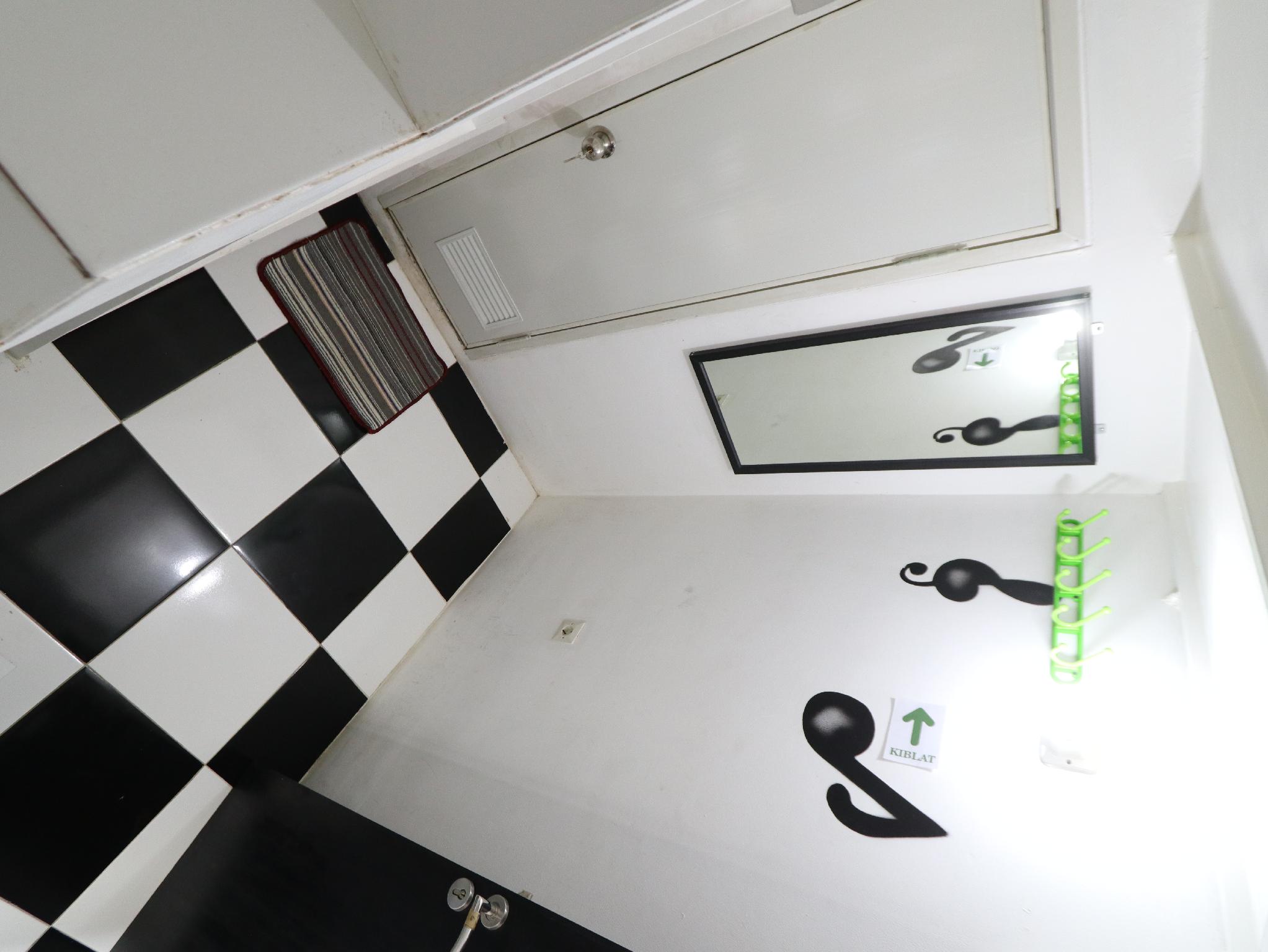 Kamar Keluarga Duri Kosambi