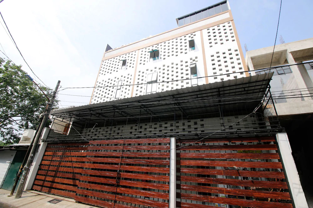 Kamar Keluarga Duri Kosambi II by Airy Rooms