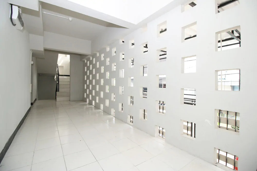 Kamar Keluarga Duri Kosambi II by Airy Rooms