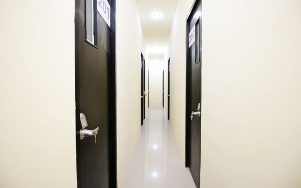 Kamar Keluarga Jelambar Barat Dua