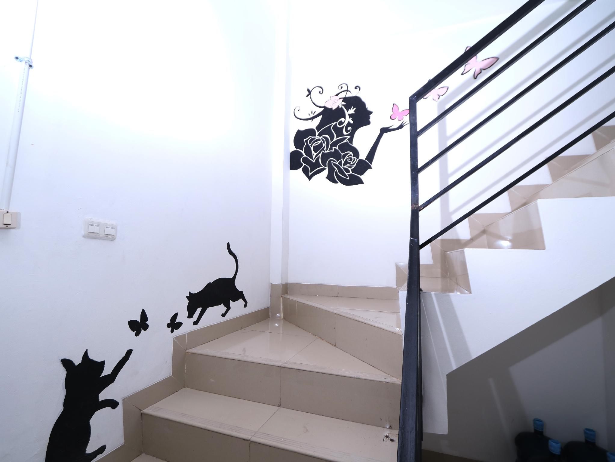 Kamar Keluarga Jelambar Hadiah Syariah